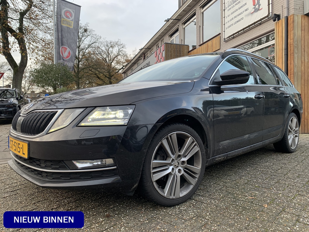 Skoda Octavia Combi - 1.5 TSi 150pk Style Aut., Camera | Navi | Trekhaak - AutoWereld.nl