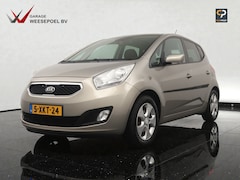 Kia Venga - 1.4 CVVT World Cup Edition - Navigatie - Camera - Elektr. panoramadak - Climate control