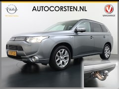 Mitsubishi Outlander - 2.0I AUT. PHEV 203PK Camera Executive Navi Hybride 4WD Trekhaak Ecc Edition Lmv 18" Privac
