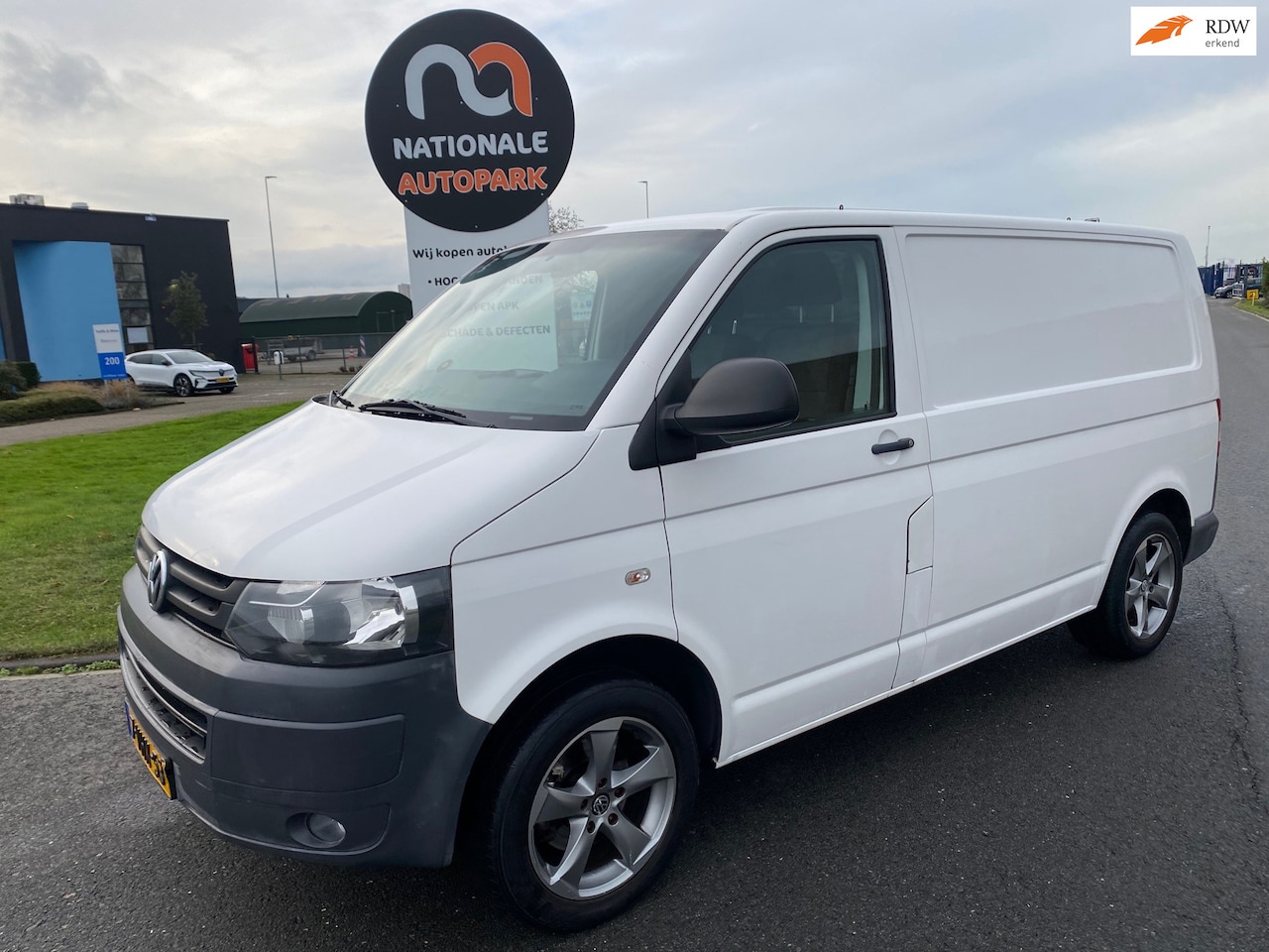 Volkswagen Transporter - 2010 * 2.0 TDI L1H1 * EURO4 * AIRCO * APK TOT 2026 - AutoWereld.nl