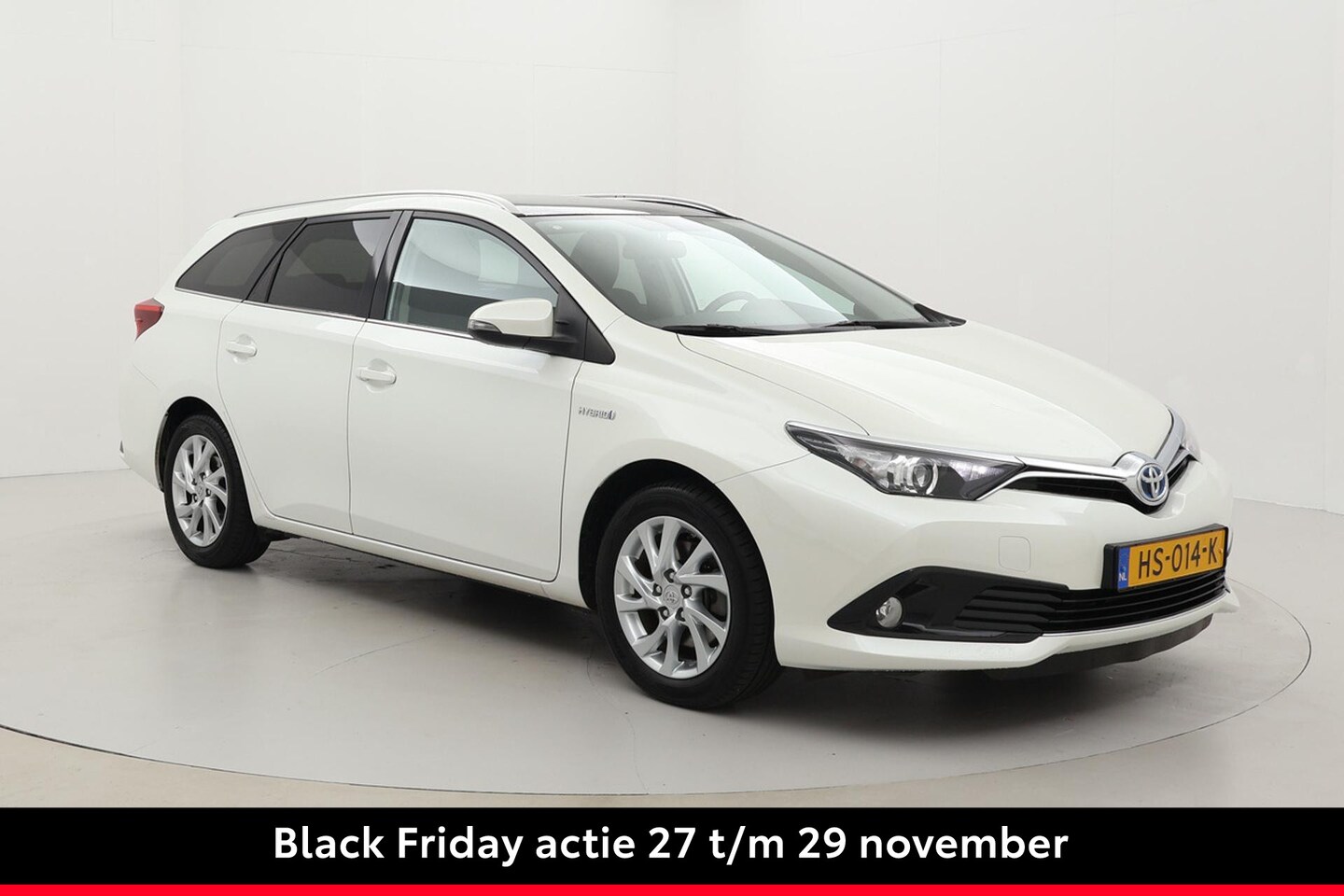 Toyota Auris Touring Sports - 1.8 Hybrid Lease | Panoramadak | Navigatie | Cruise Control | Clima | Camera | 16 inch | B - AutoWereld.nl
