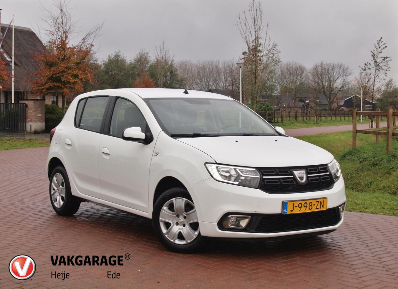 Dacia Sandero - 0.9 TCe Easy-R Comfort | Cruise Control | Automaat | DAB | Airco | - AutoWereld.nl