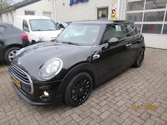 MINI Cooper - 1.5 Business