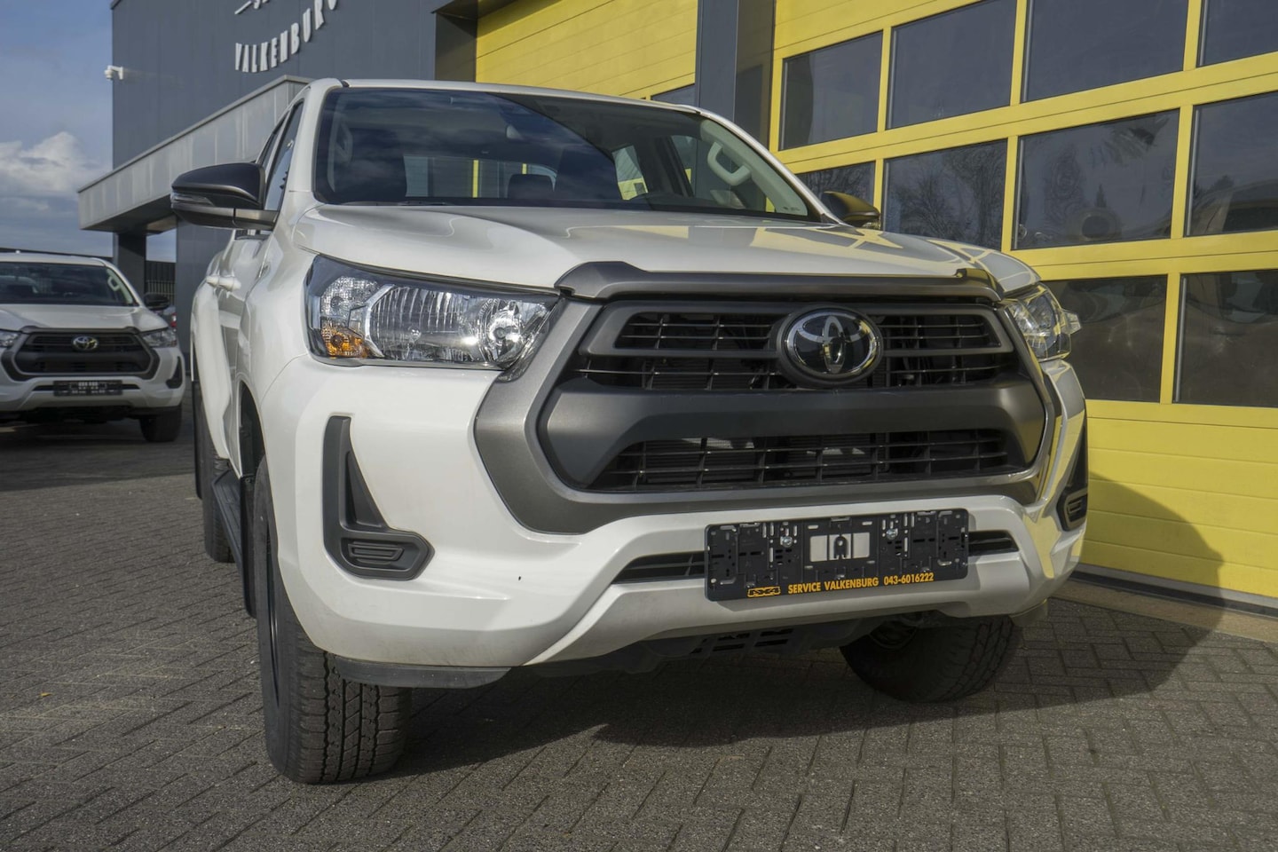 Toyota HiLux - 2.4 D-4D Double Cab Automaat Comfort - AutoWereld.nl
