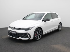 Volkswagen Golf - 1.5 eHybrid GTE 272 PK | Volledig Lederen Stoelen | 18 Inch Lichtmetalen Velgen | Bestuurd