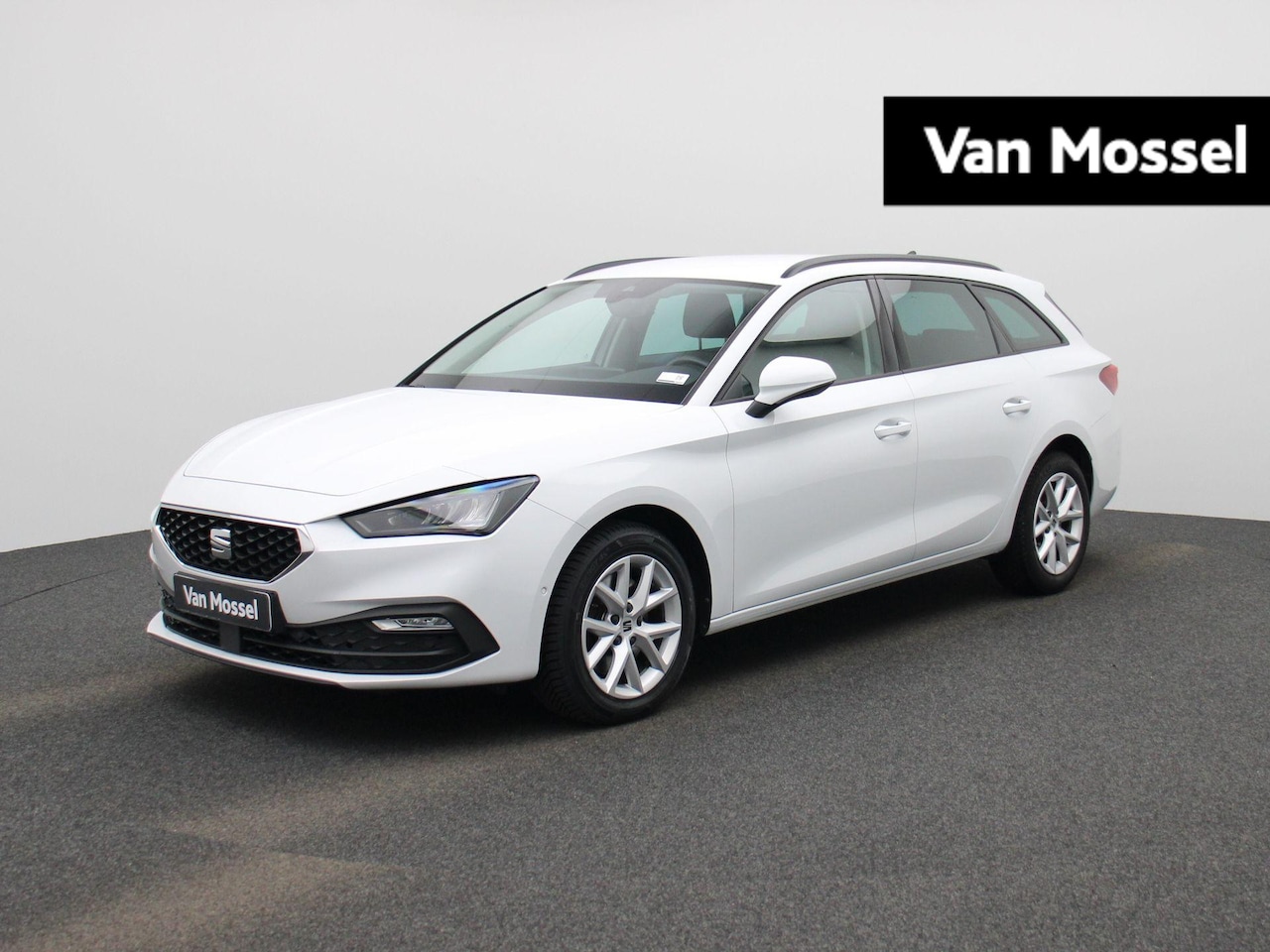SEAT Leon Sportstourer - 2.0 TDI Launch Edition | NAVIGATIE | PARKEERSENSOREN | CRUISECONTROL | APPLE CARPLAY | DIG - AutoWereld.nl