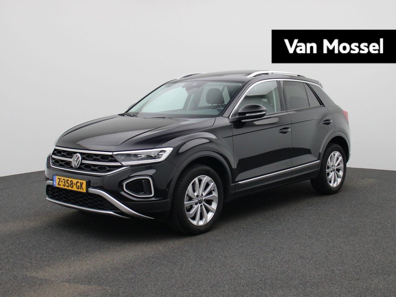 Volkswagen T-Roc - 1.5 TSI Style 150 PK DSG Apple Carplay | Trekhaak | Navigatie | Stoelverwarming | Comfort - AutoWereld.nl