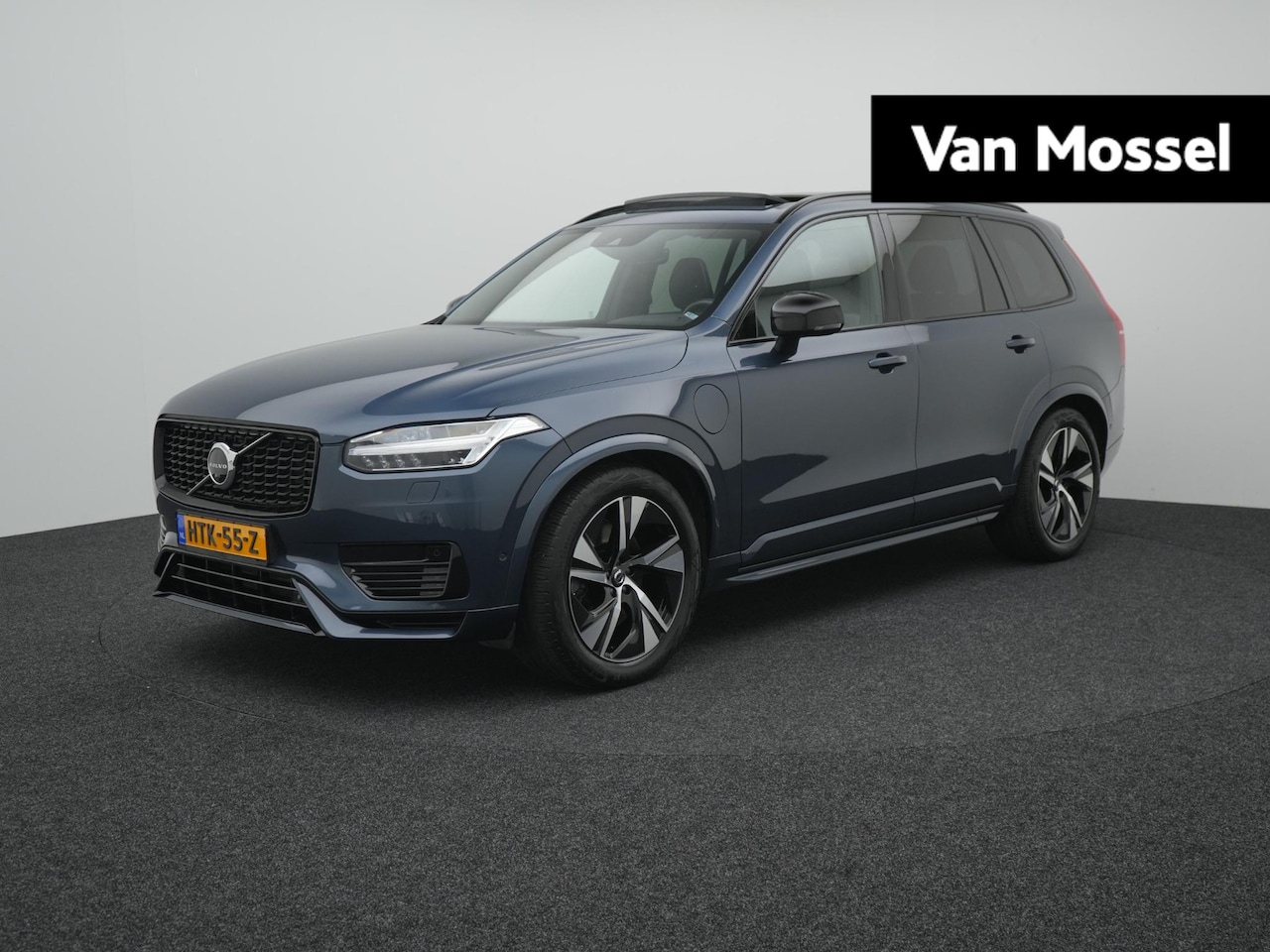 Volvo XC90 - 2.0 T8 Recharge AWD R-Design LONG RANGE | LUCHTVERING | AUTOMAAT | PANORAMADAK | R-DESIGN - AutoWereld.nl