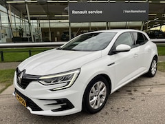 Renault Mégane E-Tech - 1.6 Plug-In Hybrid 160 PK / Automaat / Apple Carplay - Android Auto / Camera / Keyless / C