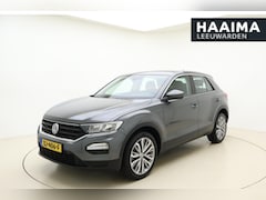 Volkswagen T-Roc - 1.0 TSI 115 PK | Airco | DAB Radio | Lichtmetalen velgen | Parkeersensoren voor en achter