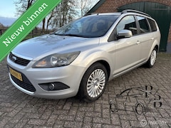 Ford Focus Wagon - 1.6 Titanium NAVI AIRCO CRUISE ZEER MOOIE AUTO