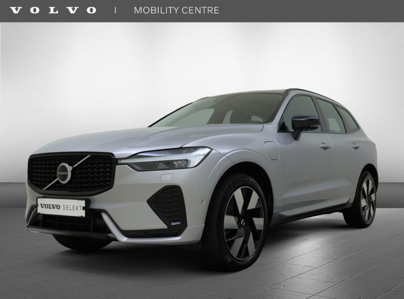Volvo XC60 - 2.0 T6 AWD U. Dark | Trekhaak | Schuif-/Kanteldak | - AutoWereld.nl