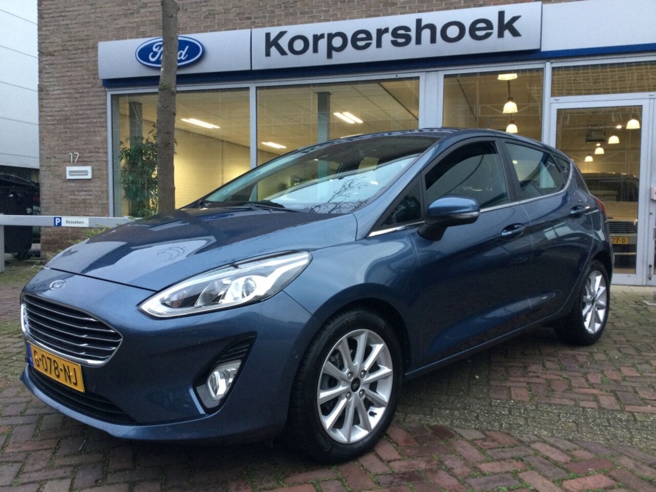 Ford Fiesta - 1.0 EcoB. 100 pk Titanium Automaat | Camera achter. - AutoWereld.nl