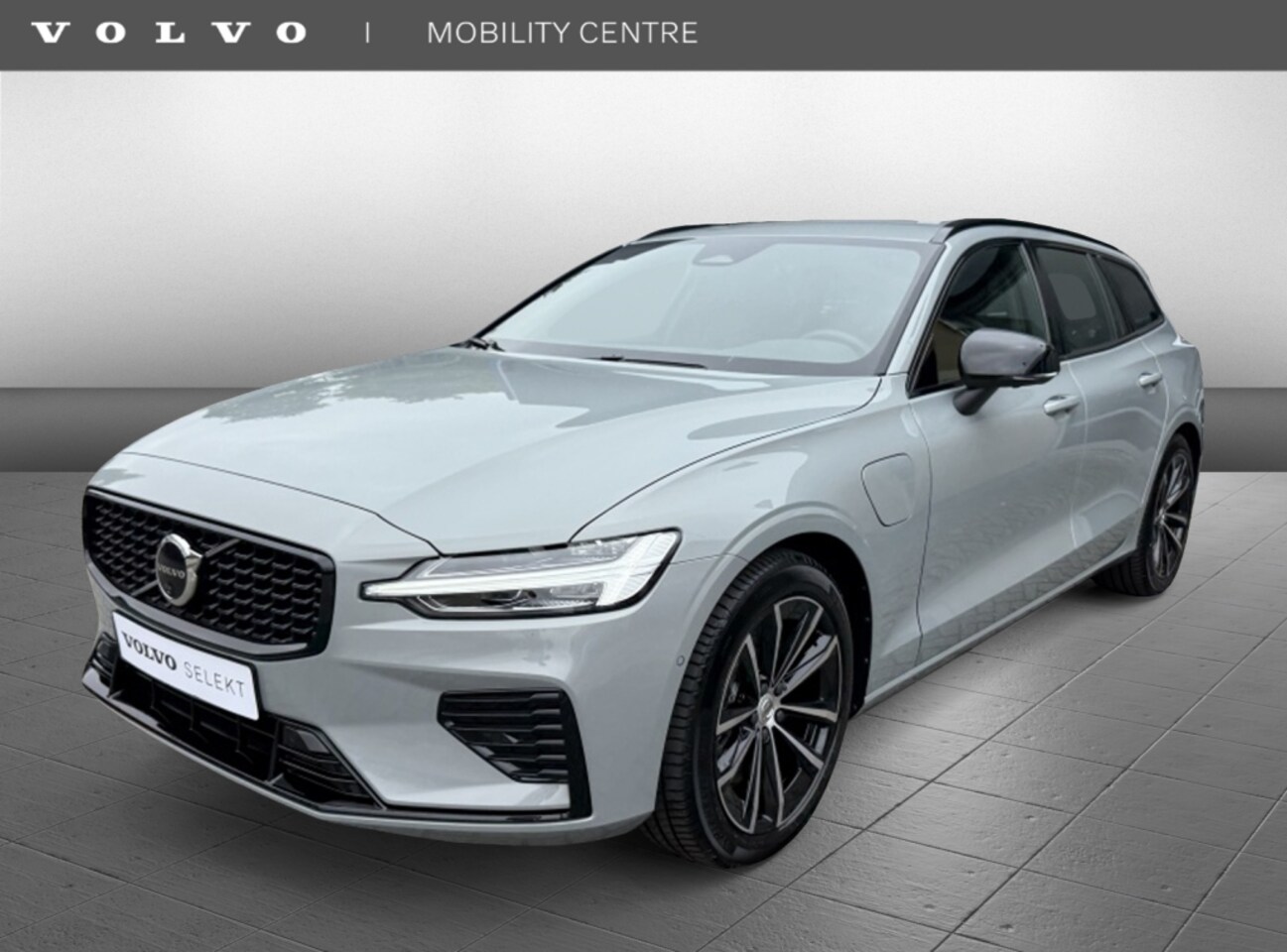 Volvo V60 - T6 AWD + Dark | Trekhaak | H&K Audio | Stoel- & stuurverwarming - AutoWereld.nl