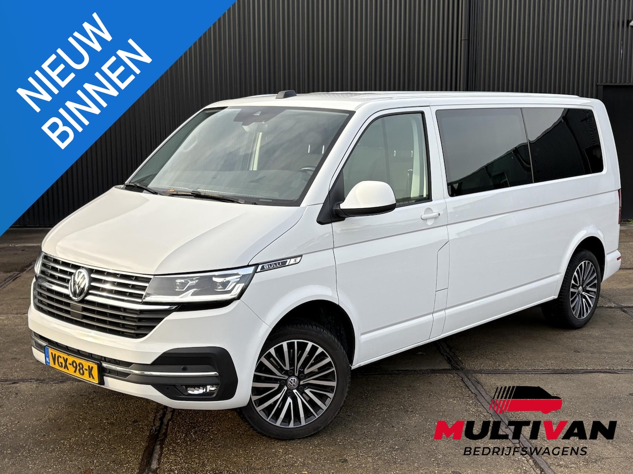 Volkswagen Transporter - 2.0 TDI L2H1 30 DC | Digital Cockpit | - AutoWereld.nl