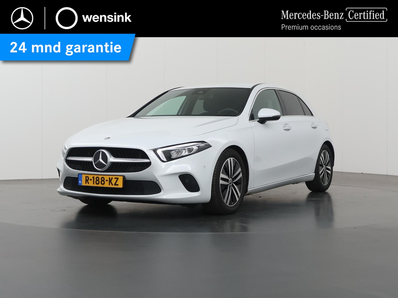 Mercedes-Benz A-klasse - 180 Luxury Line | Getint glas | Premium pack | Stoelverwarming | Apple Carplay | - AutoWereld.nl