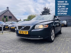 Volvo S40 - 1.8 Momentum LM / Clima / Trekhaak / APK 08-2026