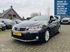 Lexus CT - 200 Hybride Business Line Pro Navi / Camera / Key-less / Alcantara