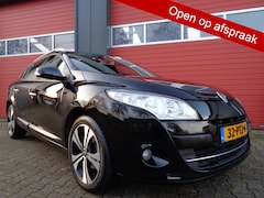 Renault Mégane Estate - 1.4 TCe Bose 131PK Clima Cruise LMMV 6-Bak Navi NL-Auto Trekhaak