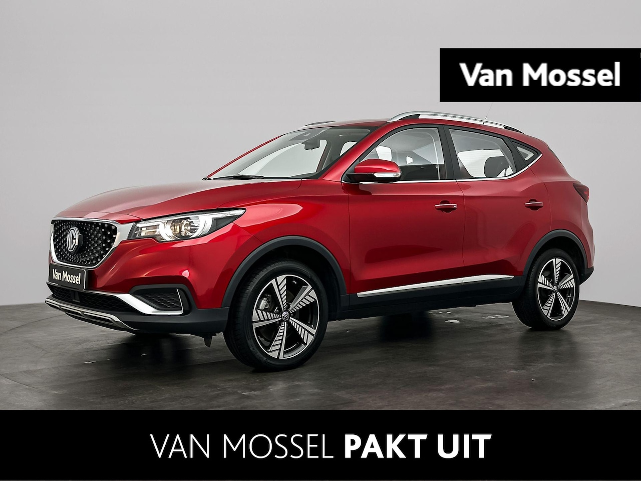 MG ZS - Luxury 45 kWh Batterijconditie 97.2% Incl. Certificaat | Pano Dak | Camera | Leder | Apple - AutoWereld.nl