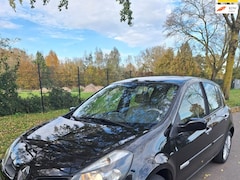 Renault Clio - 1.6-16V Initiale Nw apk, Nw koppeling, Nap luxe uitvr