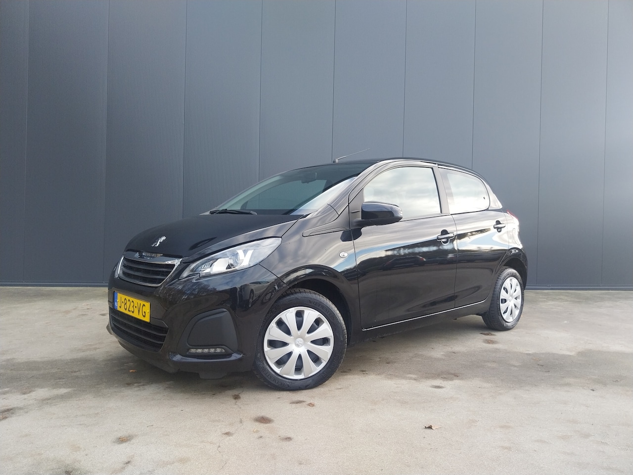 Peugeot 108 - 1.0 e-VTi Active 1e EIGENAAR LED AIRCO 5 DEURS - AutoWereld.nl