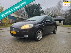 Fiat Grande Punto - 1.4 Dynamic | INRUILKOOPJE ZO MEE | APK TOT 04-26 | AIRCO | CRUISE | LMV