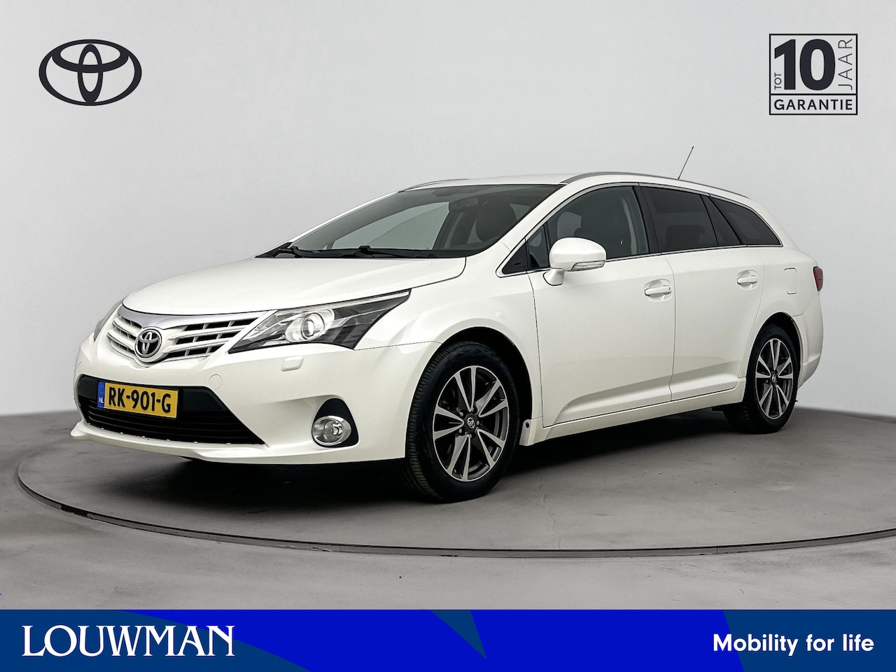 Toyota Avensis Wagon - 1.8 VVTi Dynamic Business | Trekhaak | Navigatie | Lederen bekleding | Stoelverwarming | P - AutoWereld.nl