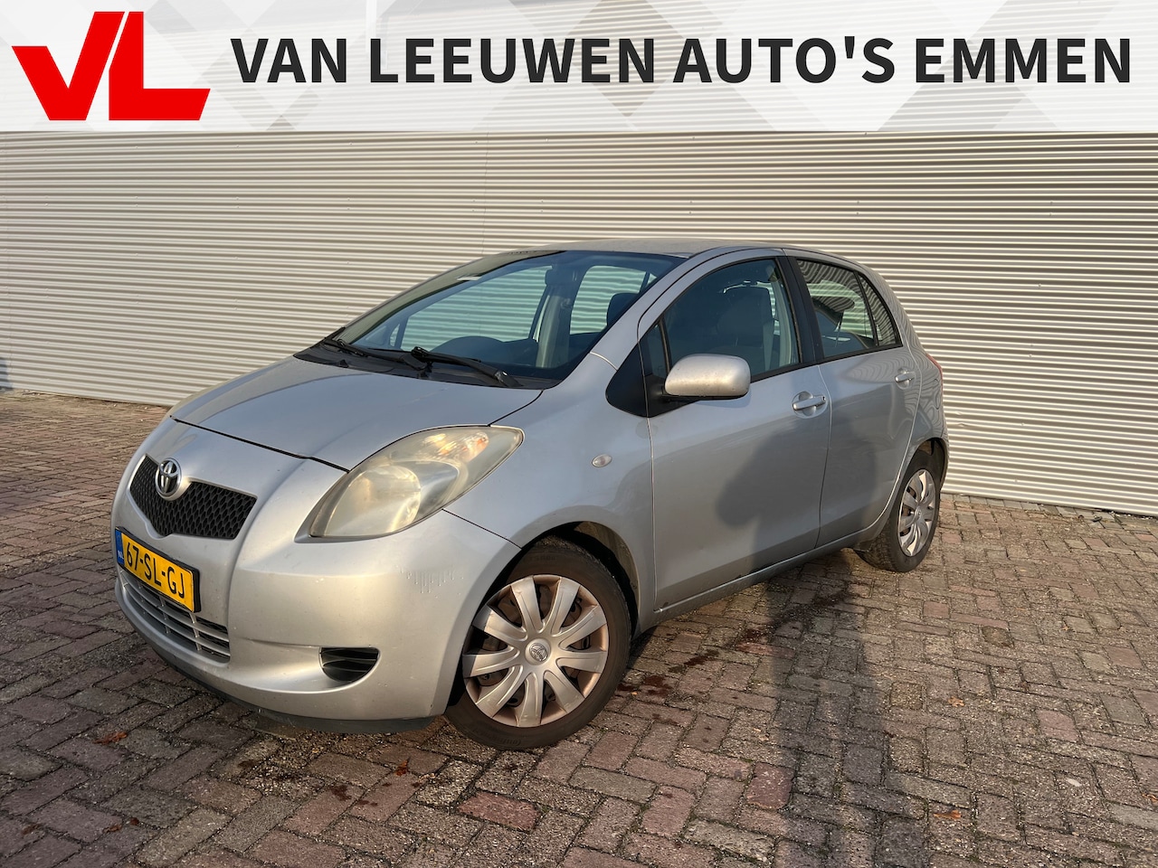 Toyota Yaris - 1.3 VVTi Sol MMT | Airco | Trekhaak - AutoWereld.nl
