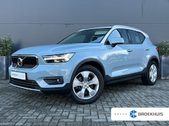 Volvo XC40 - 2.0 T4 Momentum | Amazon Blue | Trekhaak | BLIS | Camera | Memory | Stoel & stuurverwarmin