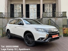 Mitsubishi Outlander - 2.0 Intense+ 7P Automaat Navi Xenon Dealer-Onderhouden Leder 1E-Eigenaar Camera Stoelverwa