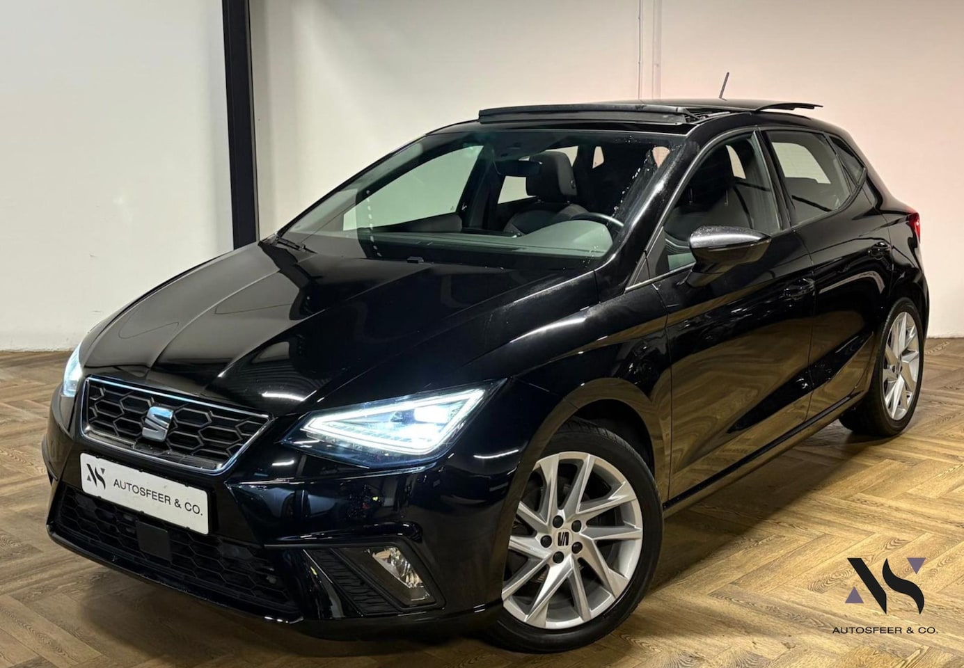 SEAT Ibiza - 1.0 EcoTSI FR PANO CAM - AutoWereld.nl