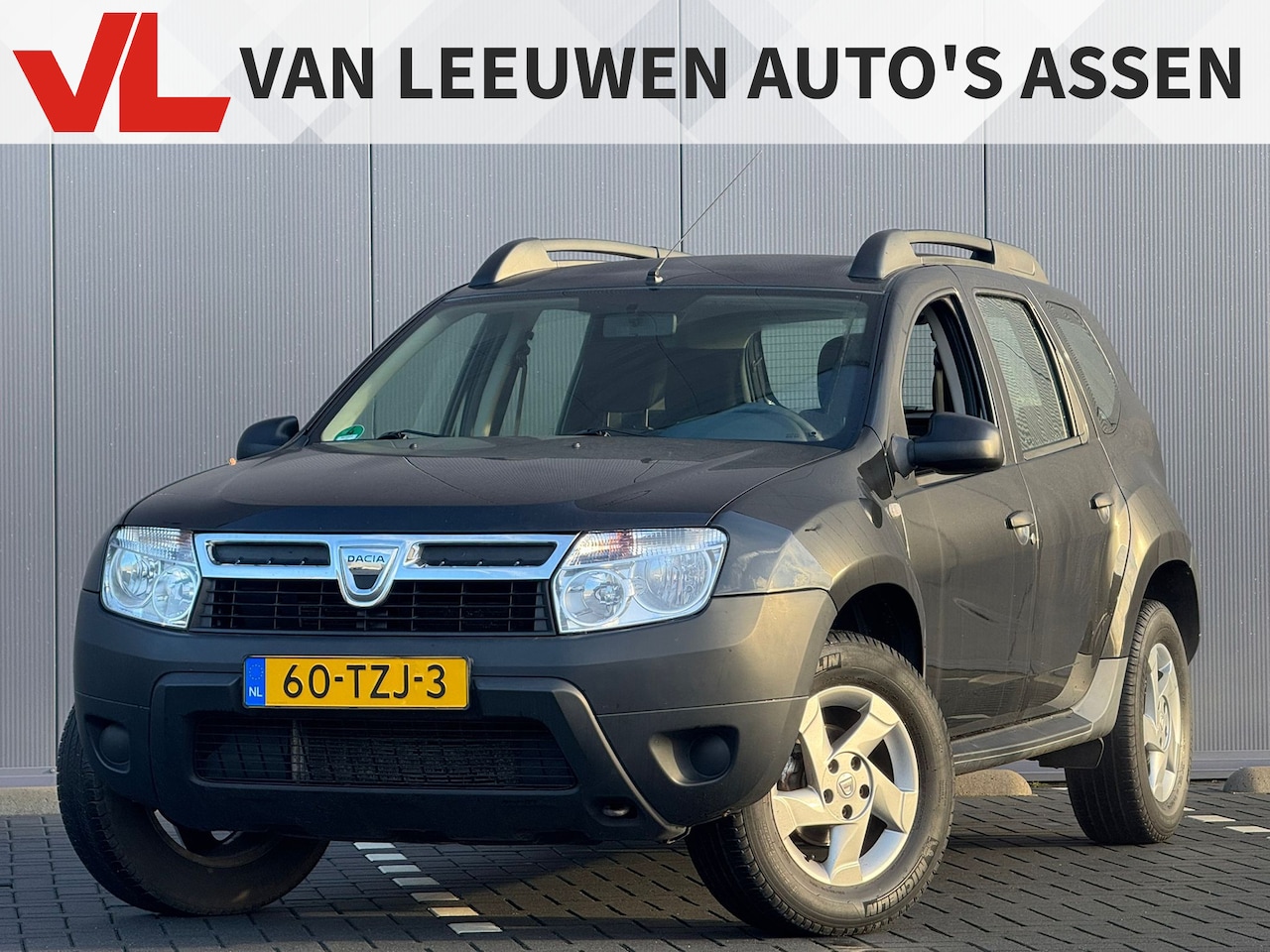 Dacia Duster - 1.6 Ambiance 2wd | Airco | Centrale deurvergrendeling met afstandsbediening | Dakrails - AutoWereld.nl