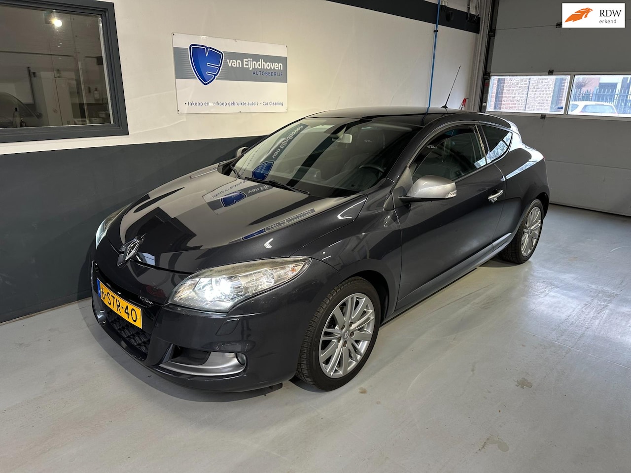 Renault Mégane Coupé - 2.0 GT-line Pano|Navi|AUT - AutoWereld.nl