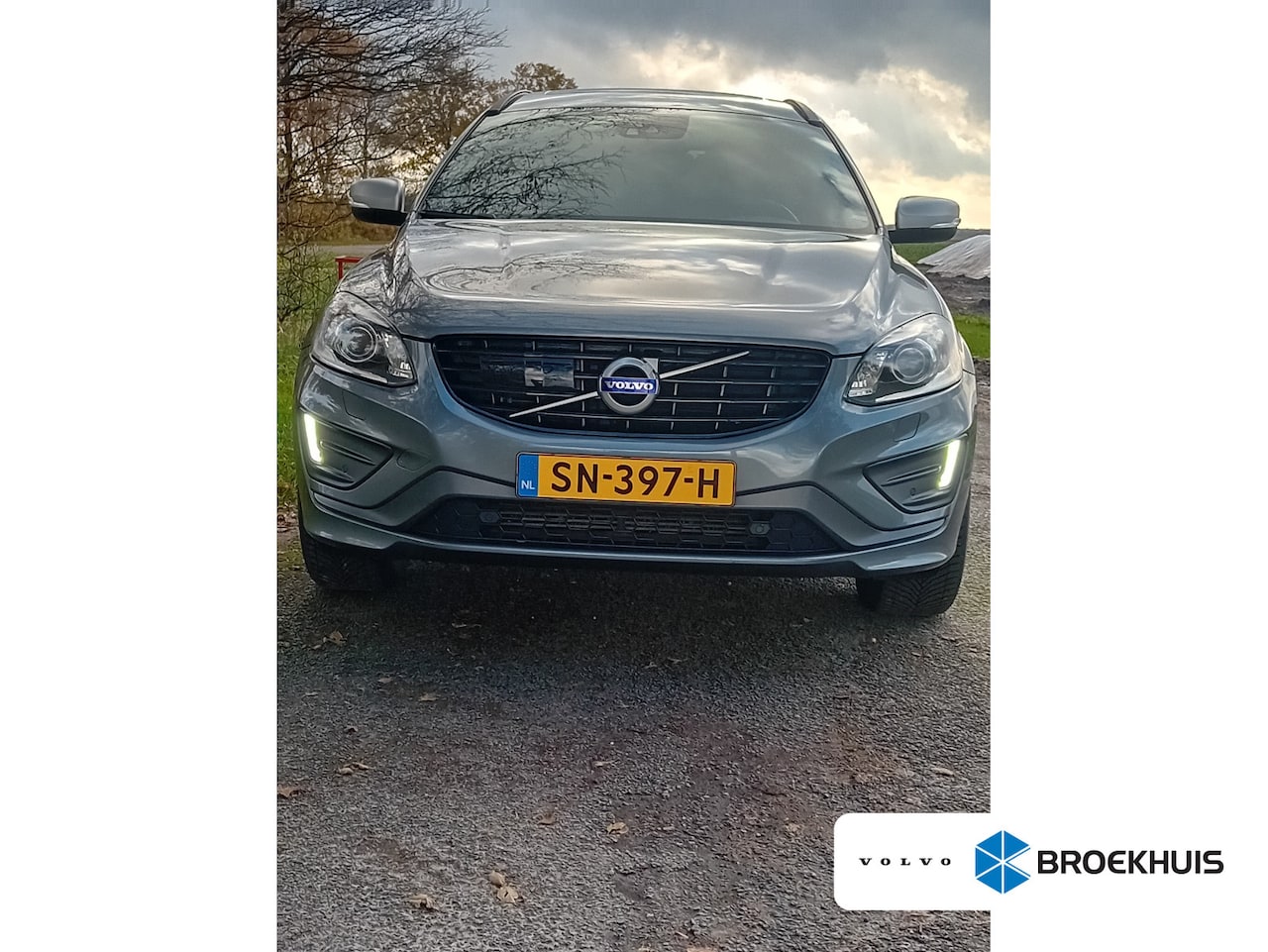 Volvo XC60 - 2.4 D4 R-Design 2.4 D4 R-Design - AutoWereld.nl