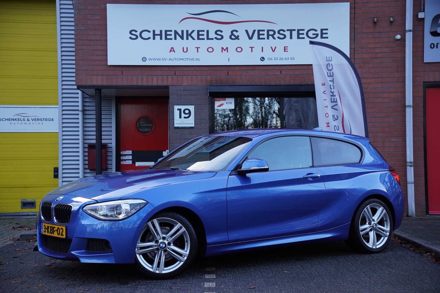 BMW 1-serie - 116i M-Sport Edition / Org NL / Volledige Service / Leer / Xenon / Navi Pro / - AutoWereld.nl