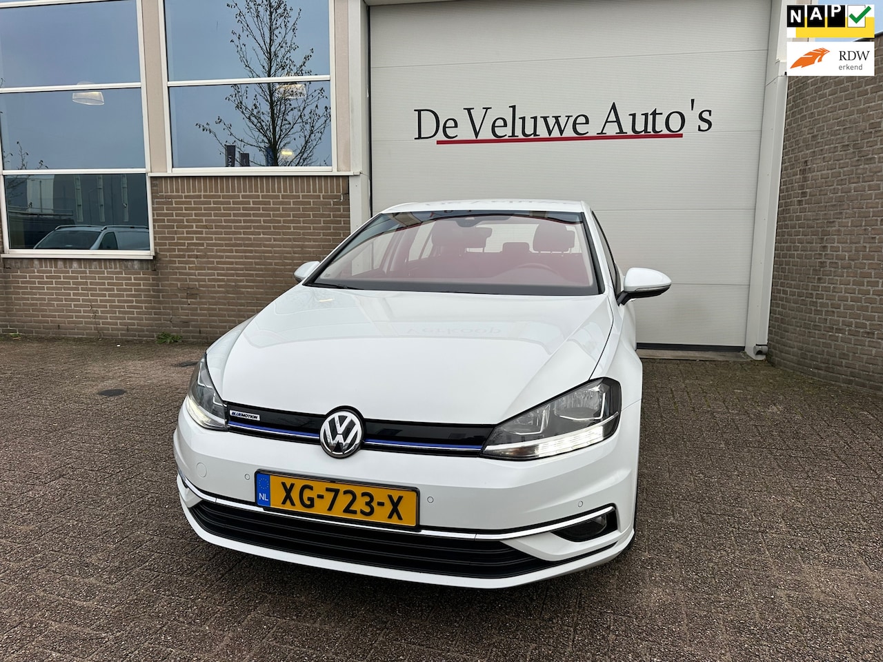 Volkswagen Golf - 1.5 TSI Comfortline Business| Navi | Camera - AutoWereld.nl