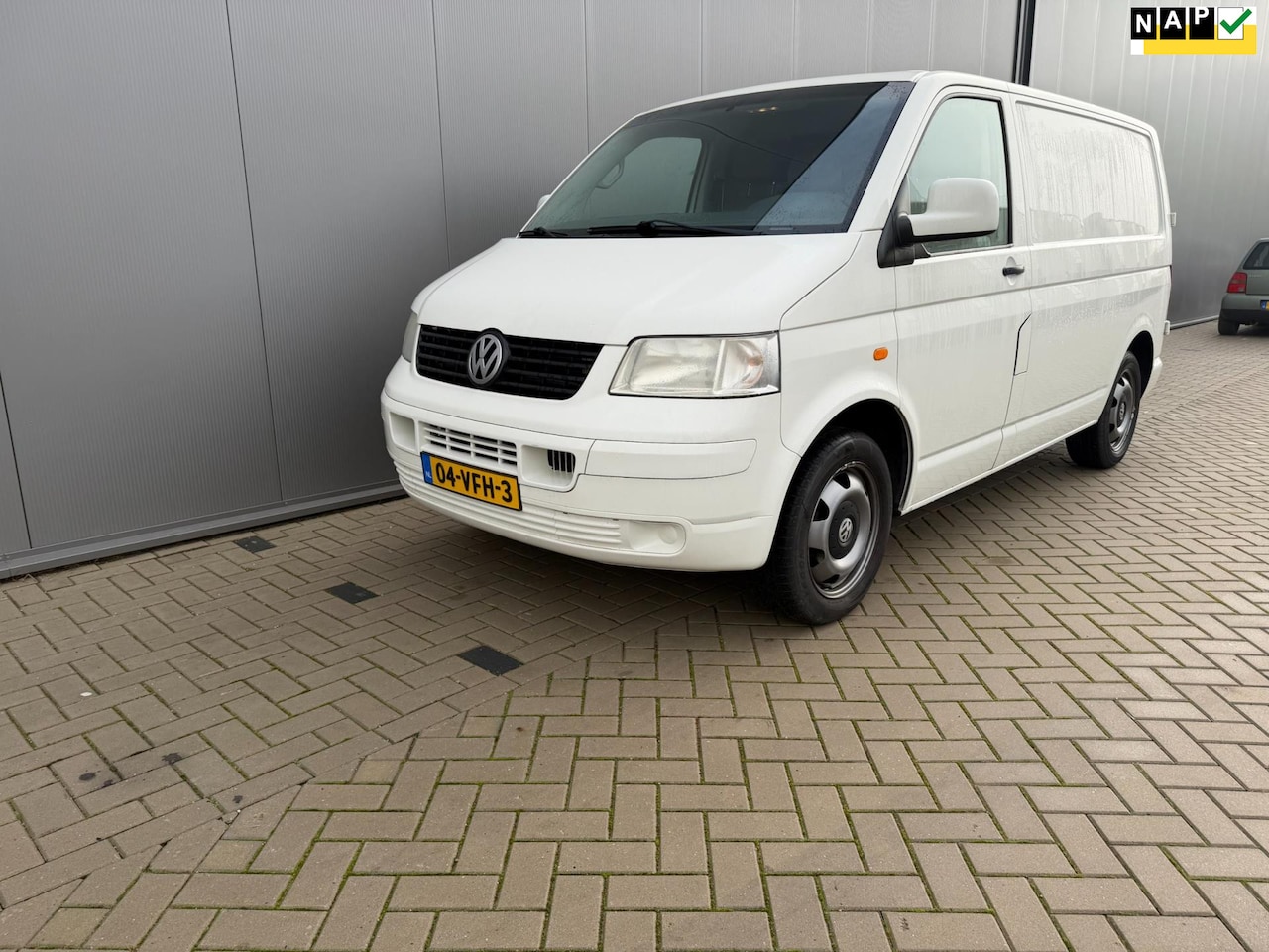 Volkswagen Transporter - 1.9 TDI 300 Budgetline DC 1.9 TDI 300 Budgetline DC - AutoWereld.nl