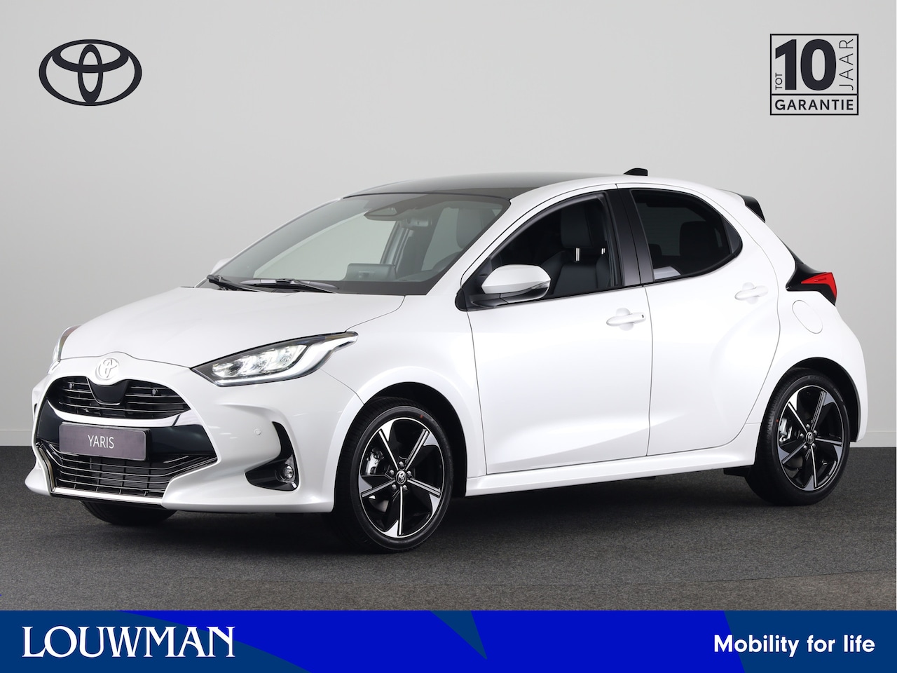 Toyota Yaris - 1.5 Hybrid 130 Executive *NIEUW* | Direct leverbaar! | Premium Pack | - AutoWereld.nl