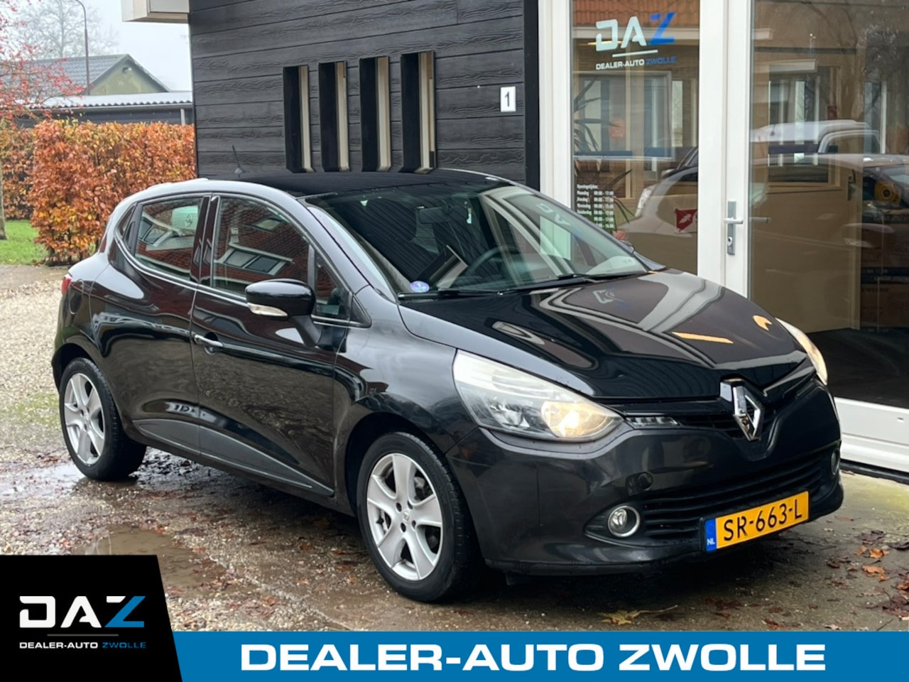 Renault Clio - 1.2 Night & Day Airco/Audio/Navi/Lm - AutoWereld.nl