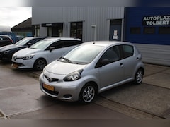 Toyota Aygo - 1.0-12V Now *AIRCO*BJ'11*5-DRS