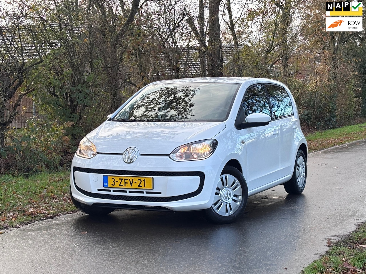 Volkswagen Up! - 1.0 move up! BlueMotion | Airco + Navi Nu € 4.450,-!!! - AutoWereld.nl