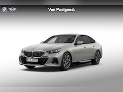 BMW 5-serie - Sedan 530e M Sport Edition | M Sportpakket | Innovation Pack | Travel Pack | Comfort Pack