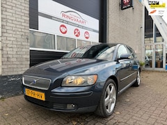 Volvo V50 - 2.4 Momentum nette Auto