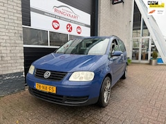 Volkswagen Touran - 1.6-16V FSI Athene 7 personen