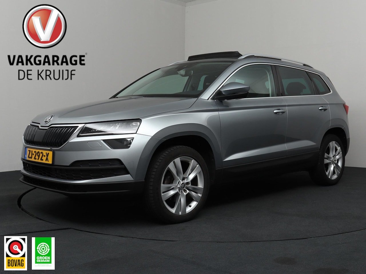 Skoda Karoq - 1.0 TSI Style Business | ACC | Pano | Trekhaak! - AutoWereld.nl