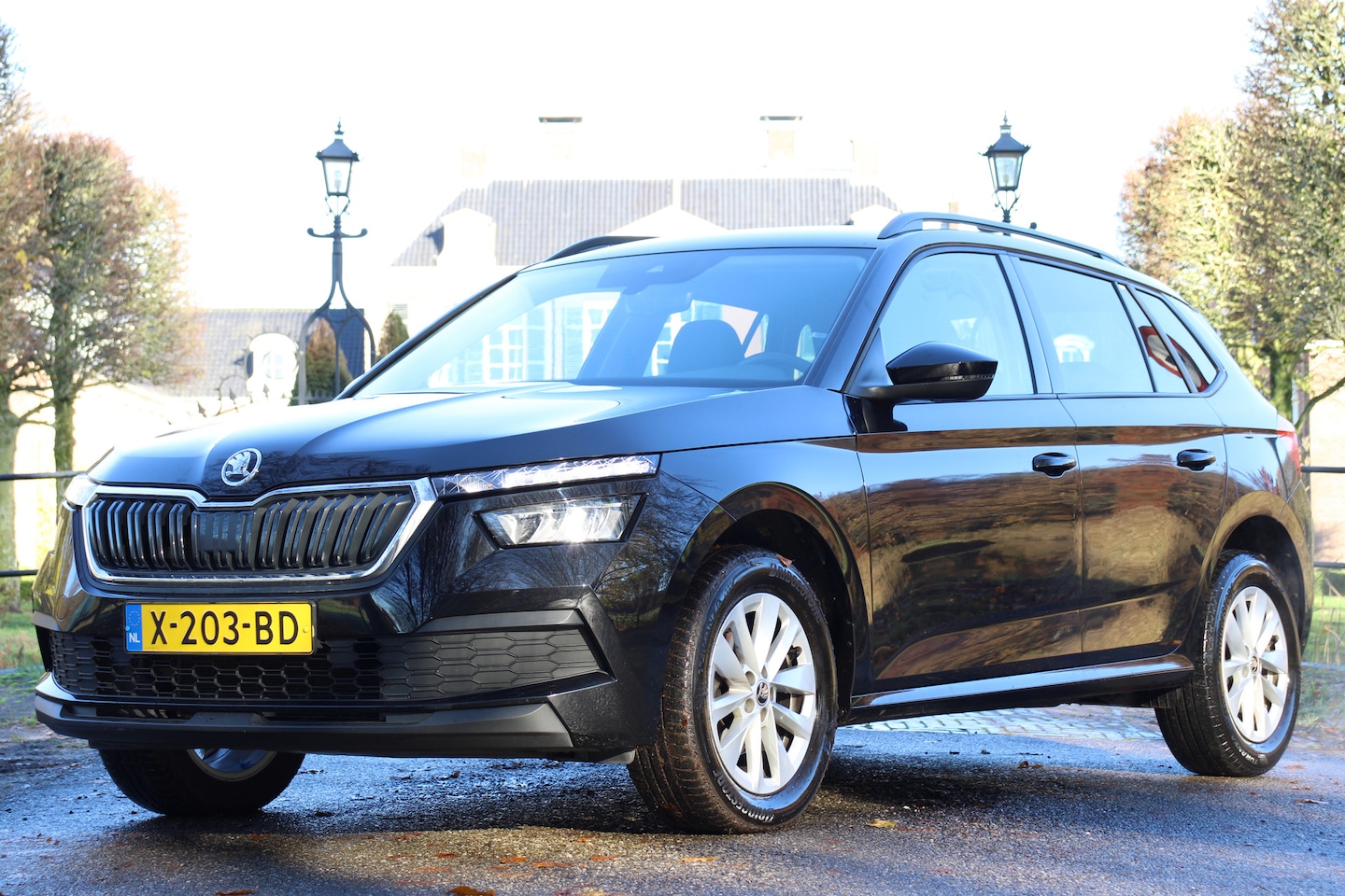 Skoda Kamiq - 1.0 TSI Ambition | NL-AUTO! | 1E EIGENAAR! | CRUISE | LANE ASSIST | DEALER OH! | 16" LMV | - AutoWereld.nl