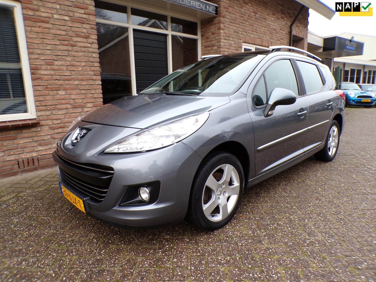 Peugeot 207 SW - 1.6 VTi Blue Lease Executive Clima / navi / Panoramadak - AutoWereld.nl