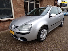 Volkswagen Golf - 1.6 FSI Trendline