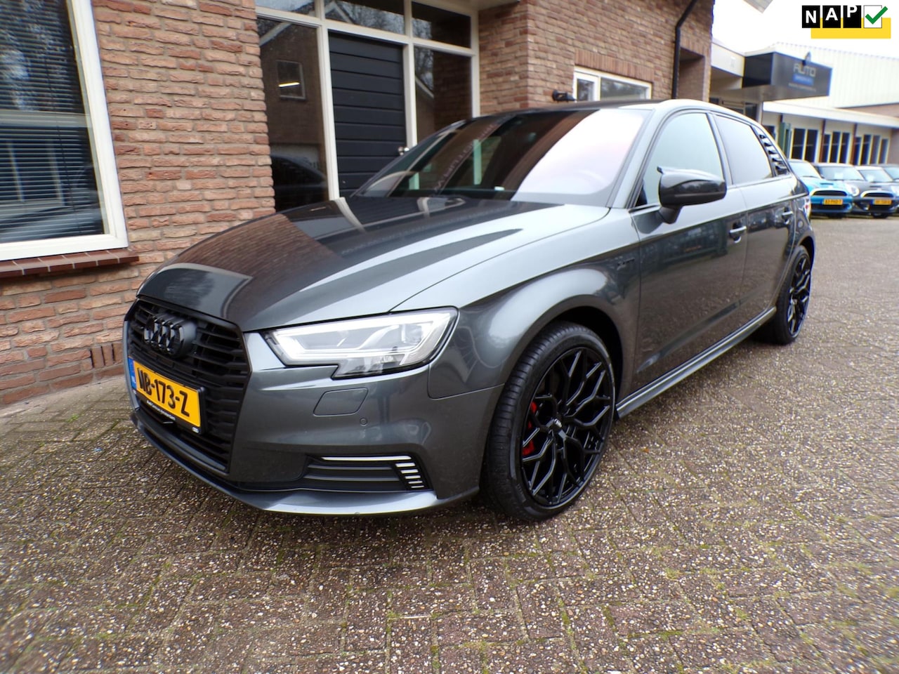 Audi A3 Sportback - 1.4 e-tron Lease Edition S-Line - AutoWereld.nl